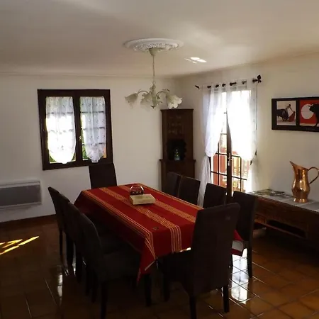 In The Basque Country - 4 Bedrooms 度假居